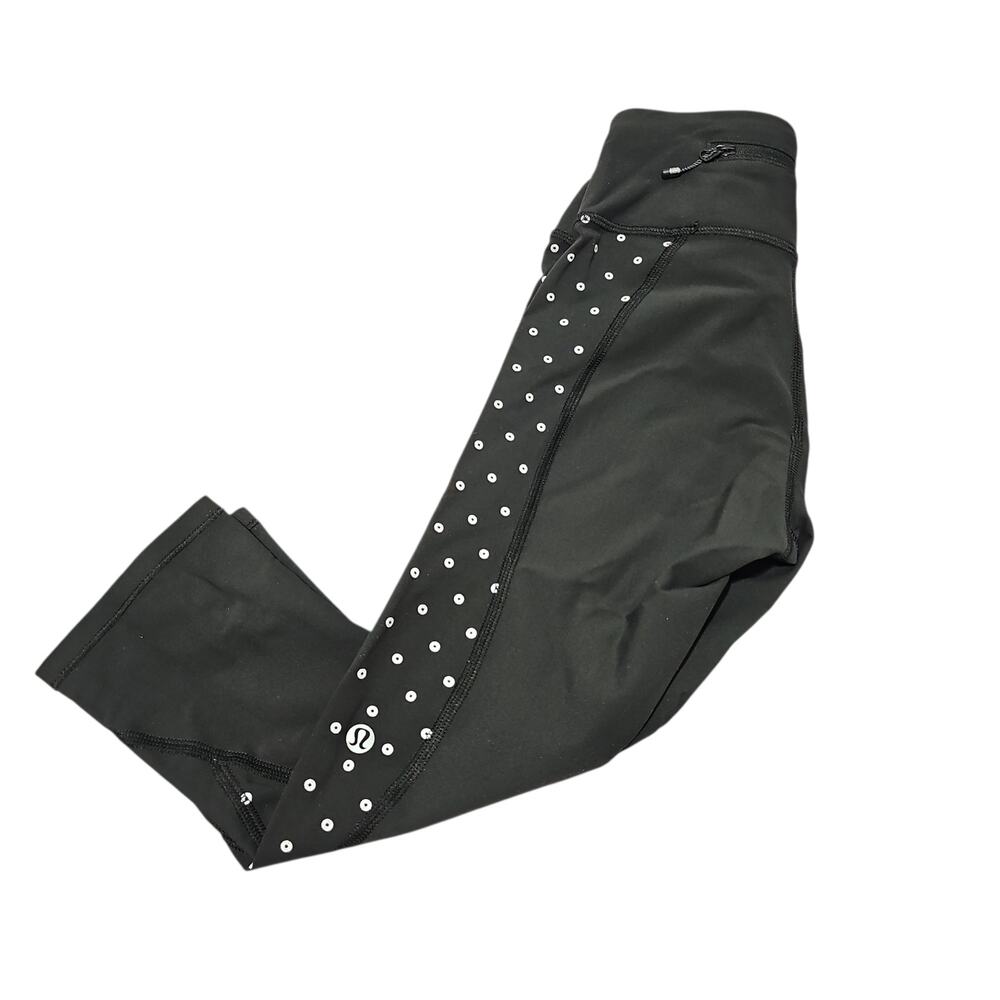 Lululemon Tight Stuff Crop Leggings Reflective Sequin Dot Capri Womens 2